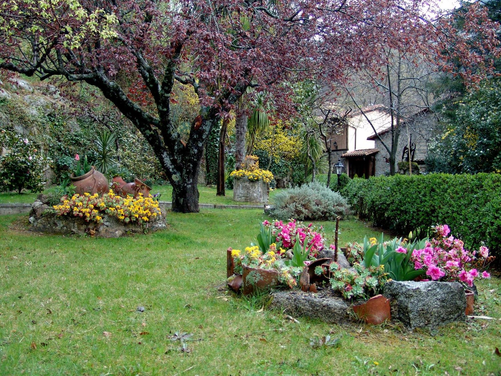 Hotel Posada Molino Del Cubo San Esteban Del Valle Exterior photo